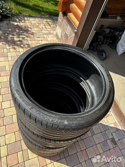Michelin Pilot Sport 4 S 255/35 R20 и 295/30 R20 101Y