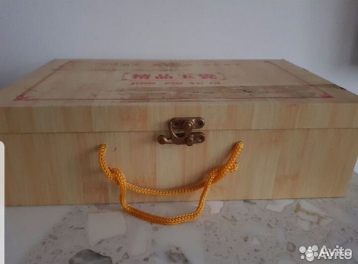 Чайник из секции бамбука и набор пиал для чая