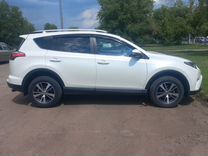 Toyota RAV4 2.0 CVT, 2017, 140 000 км, с пробегом, цена 2 520 000 руб.