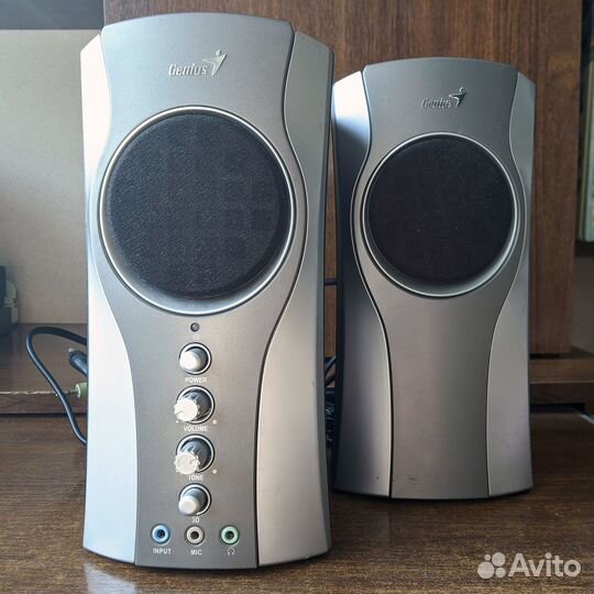 Колонки для компьютера Genius