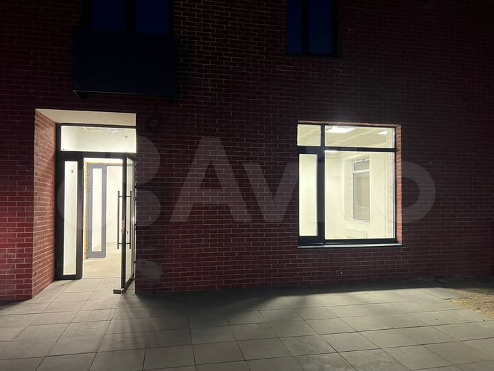 Свободного назначения, 100 м²