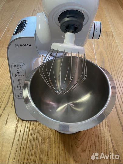 Кухонный комбайн Bosch mum5