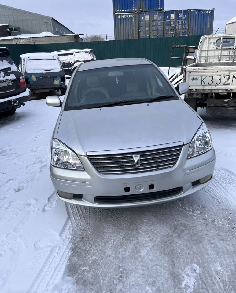 Toyota Premio: фото владельца