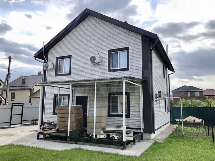 Коттедж 134 м² на участке 5 сот.