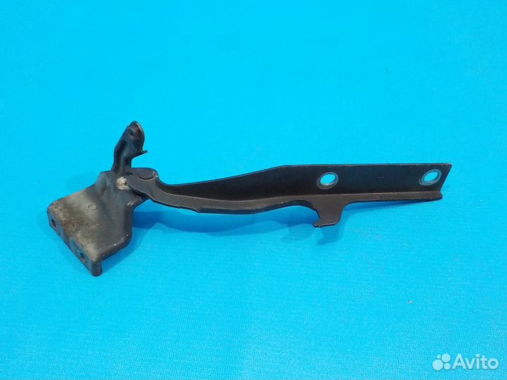 Петля капота левая suzuki Grand Vitara 3 2005-2015