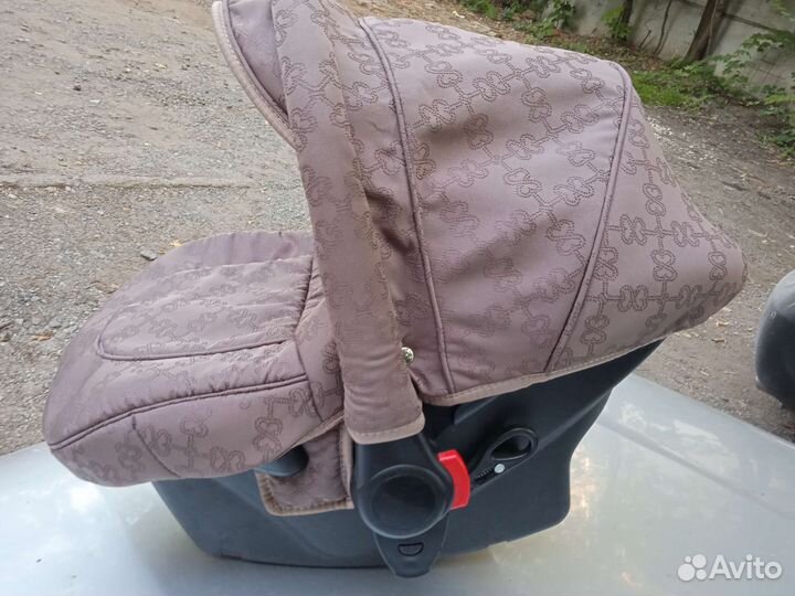 Детское автокресло переноска