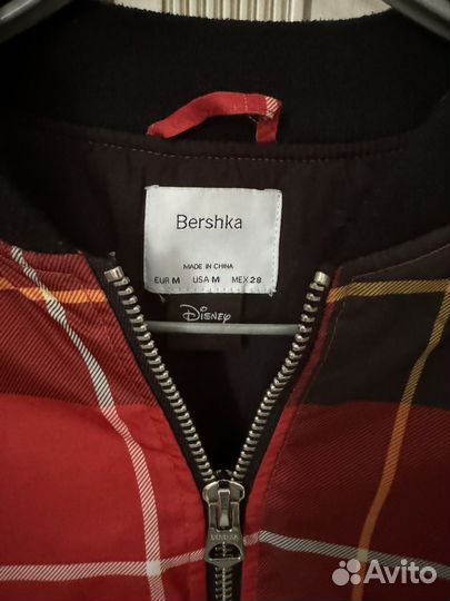 Бомбер bershka