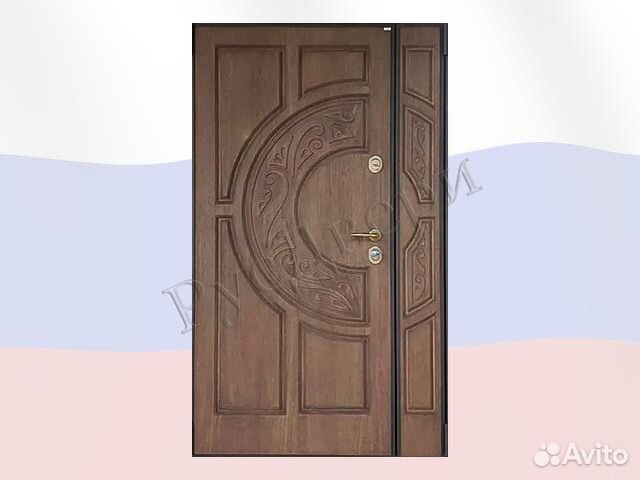 Полуторная входная металлическая дверь для улицы