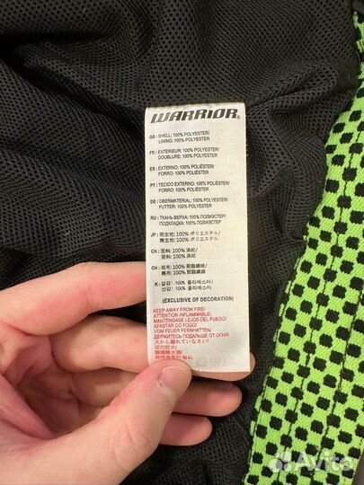 Ветровка warrior football