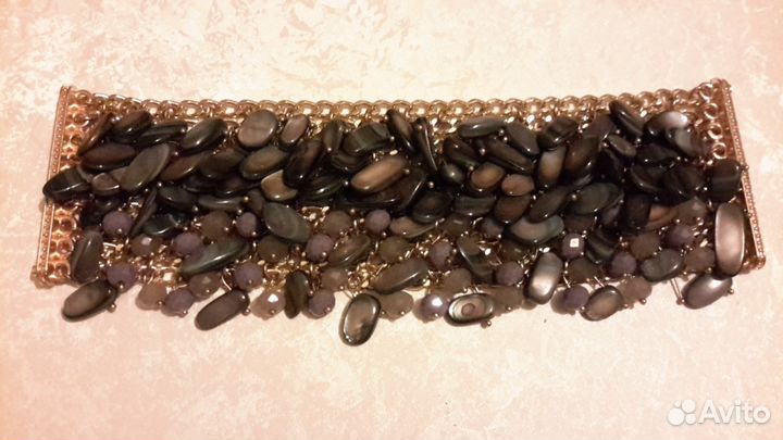 Браслет манжет женский крупный перламутр подвески