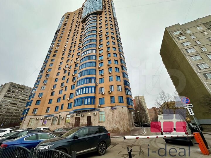 2-к. квартира, 80 м², 25/27 эт.