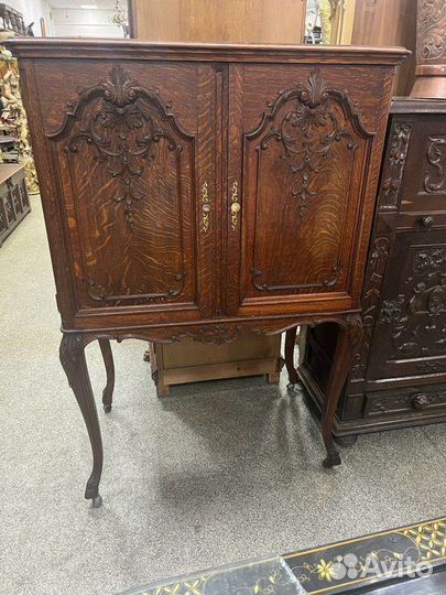 Тумба под телевизор массив