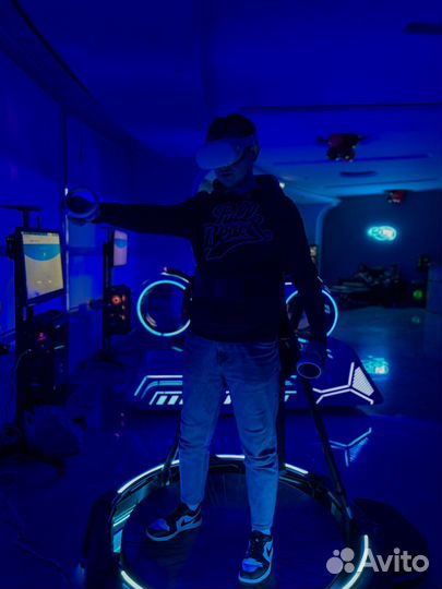 VR День Рождения в клубе Play VR Room