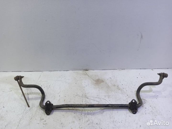 Стабилизатор передний