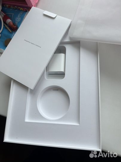 iPad pro 11 M2 256 wi fi