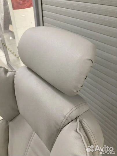 Компьютерное кресло офисное с функцией массажа