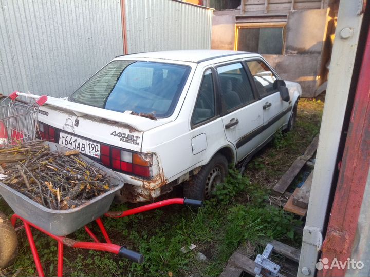 Запчасти на volvo 440