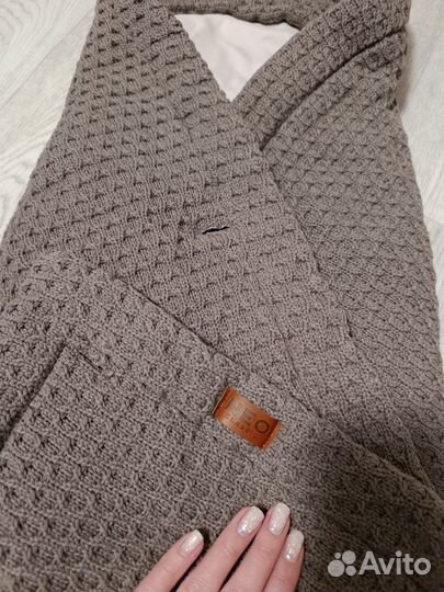 Демисезонный вязанный конверт на выписку