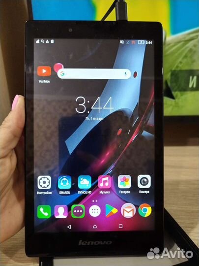 Планшет Lenova TAB 2 A8-50LC
