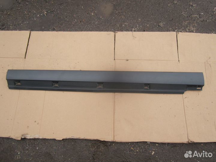 Накладка порога левая Volkswagen Passat B7 универс