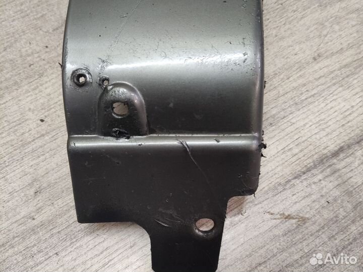 Накладка правого крыла Hyundai Santa Fe 1