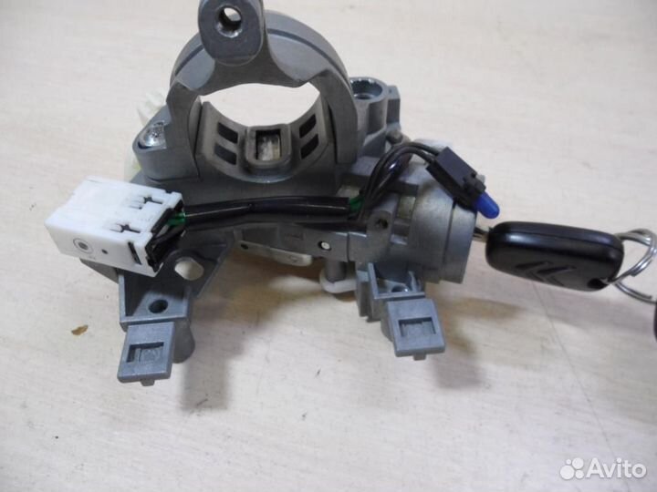 Замок зажигания Citroen C-Crosser 2012