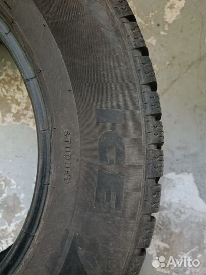 Pirelli Formula Ice 215/65 R16