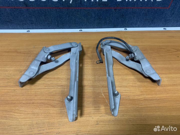 Петля капота Bmw 5 E60/61 41617008727(8)