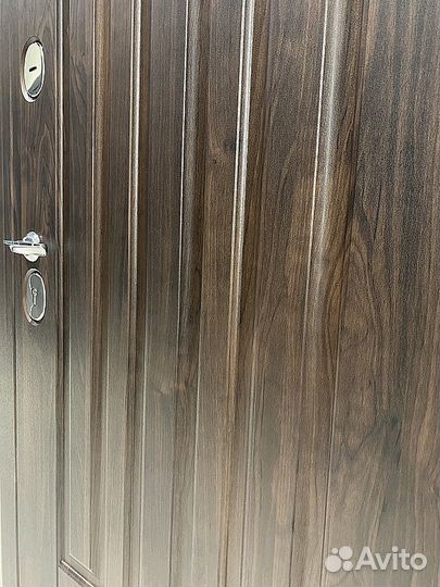 Дверь входная