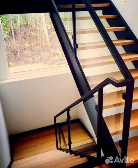 Лестницы г-образные