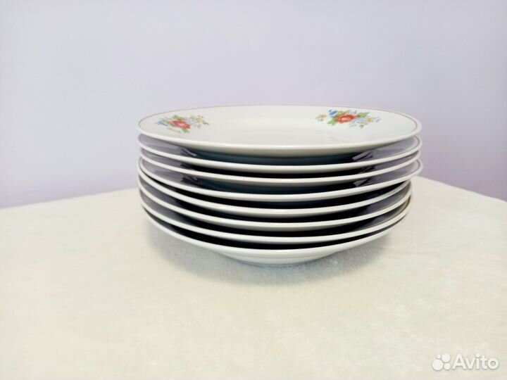 Набор тарелок (23,5см) на 4 персоны - 8 штук