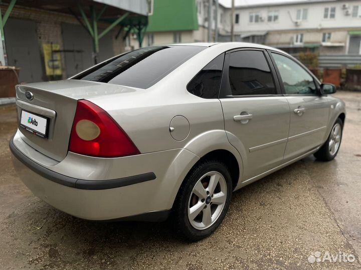 Ford Focus 1.6 МТ, 2006, 267 000 км