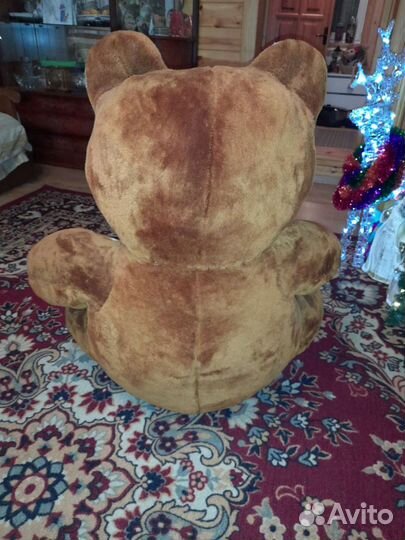 Медведь огромный новый большой