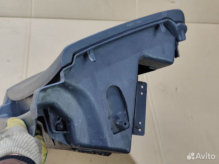 Бардачок с замком Toyota Harrier MCU15, 1MZ-FE