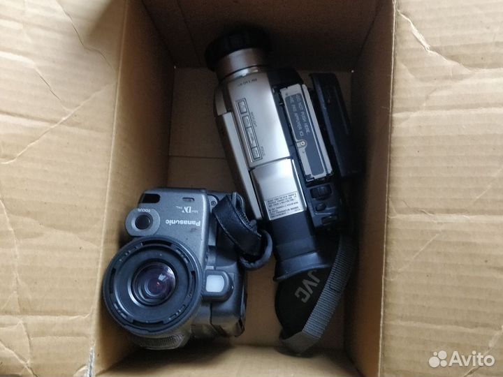 Видеокамера panasonic miniDV и JVC