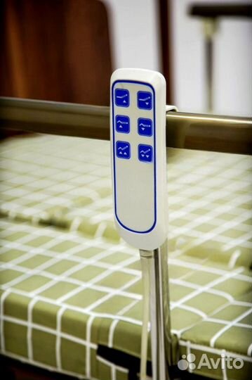 Медицинская кровать для лежачих больных