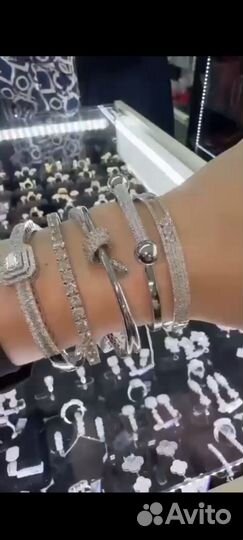 Золотой браслет с бриллиантами