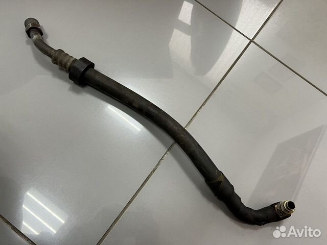 Шланг кондиционера Мерседес W126