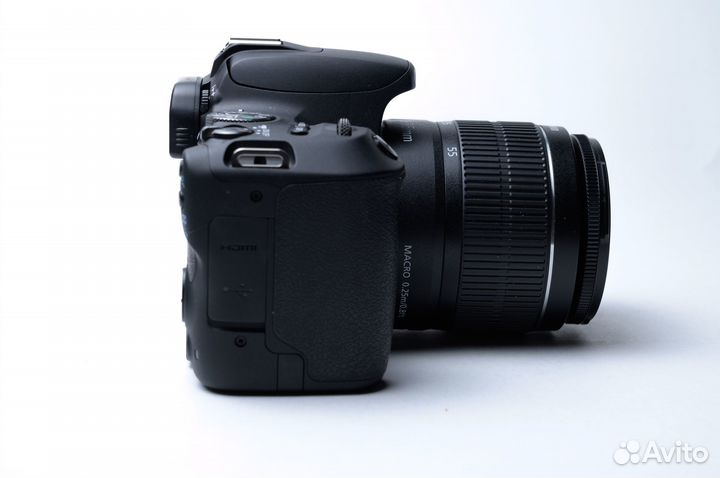 Canon EOS 200D Kit 18-55mm III