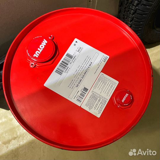 Масло Motul
