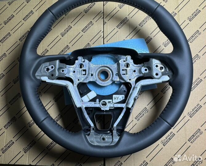 Руль toyota rav 4 с обогревом оригинал новый