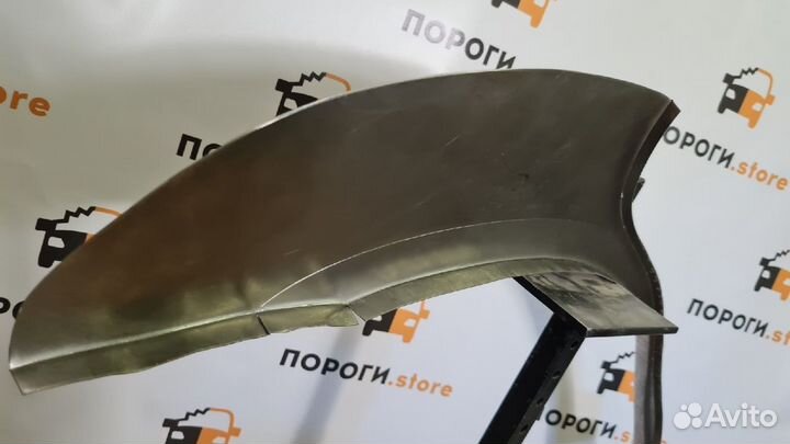 Ремонтная арка правого крыла Toyota Carina T190