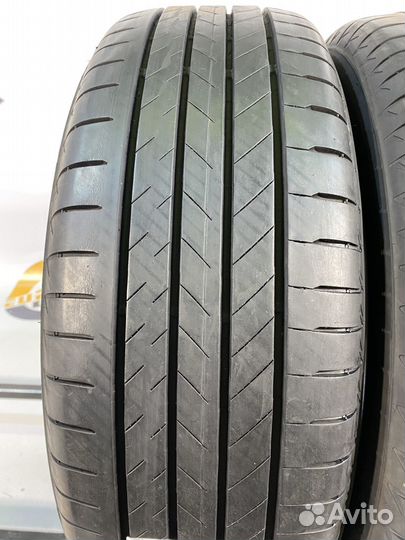 Bridgestone Alenza 001 215/60 R17 96V