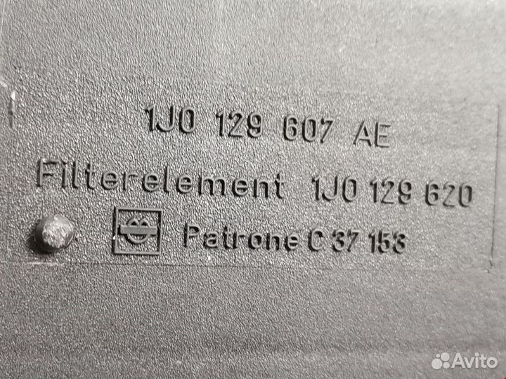 Корпус воздушного фильтра Audi A3 8L 2000