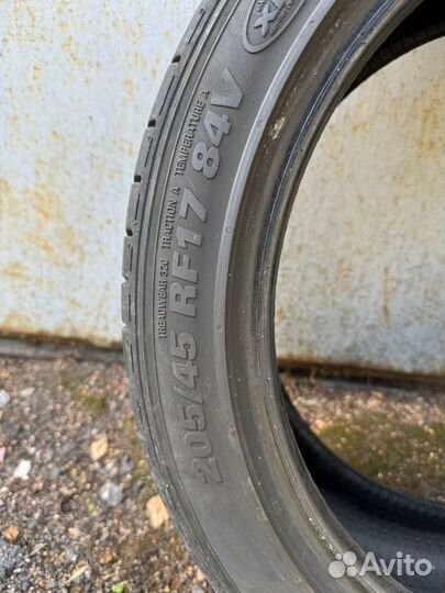 Kumho Ecsta PS71 205/45 R17 84V