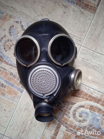 Противогаз