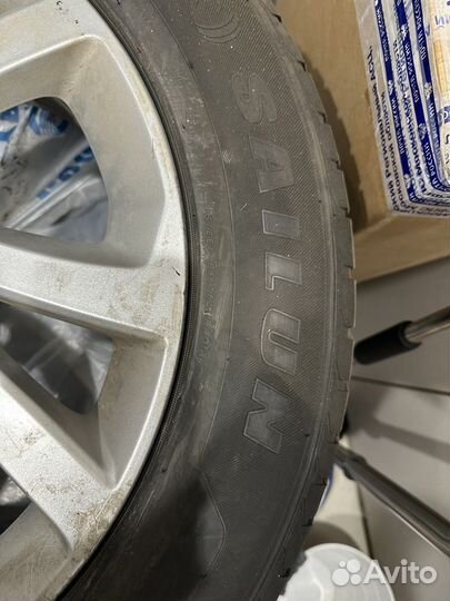 Оригинальные колеса в сборе Land Rover r20 лето