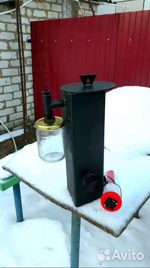 Генератор дыма с верхним выходом