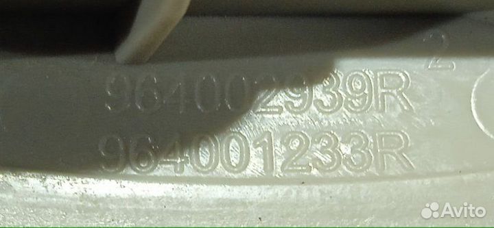 Козырек солнцезащитный правый Renault Logan седан