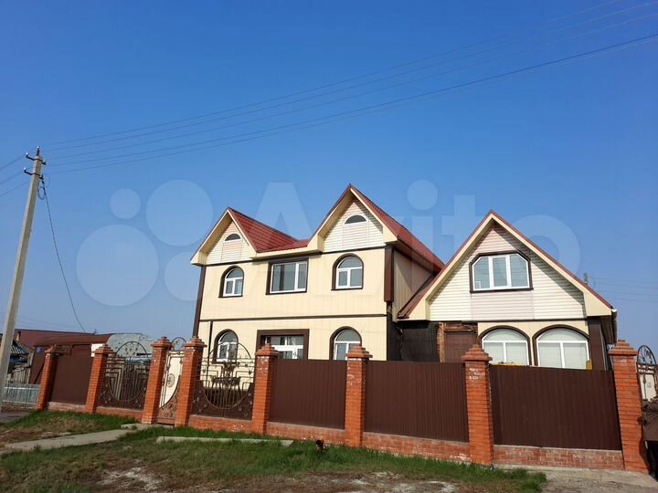 Дом 250 м² на участке 12 сот.